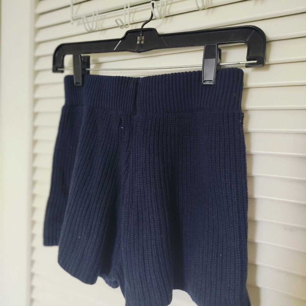 Moon & Madison Anthropologie Women's Ribbed Knit Navy Blue Shorts Small